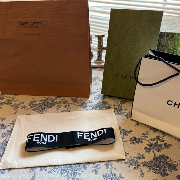 Fashion Monochrome Logo Headband
